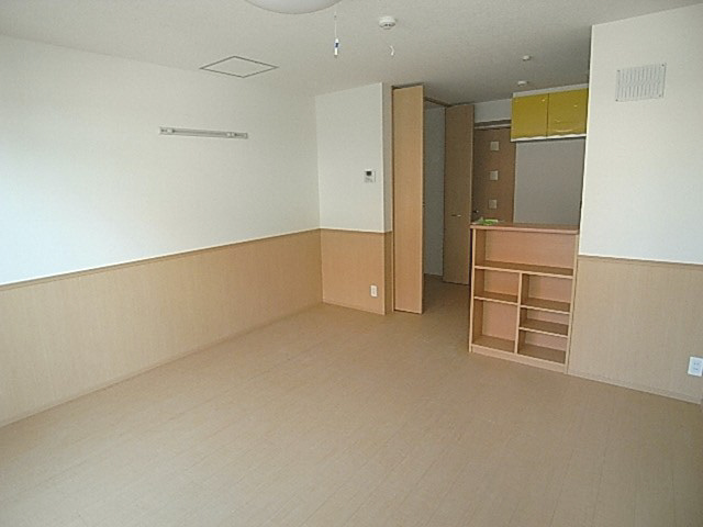リヴェール香里園の洋室