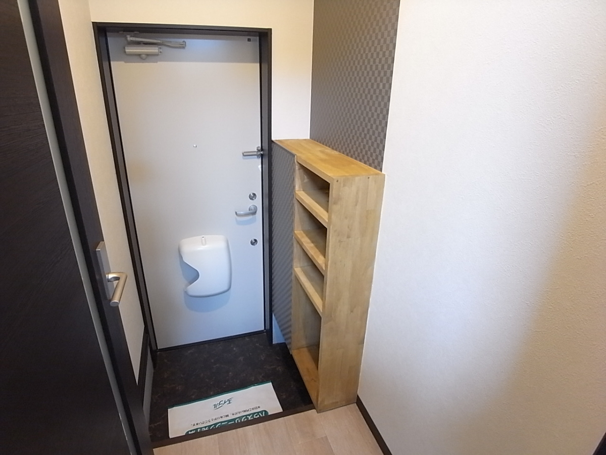 S.リバーアベニューの玄関