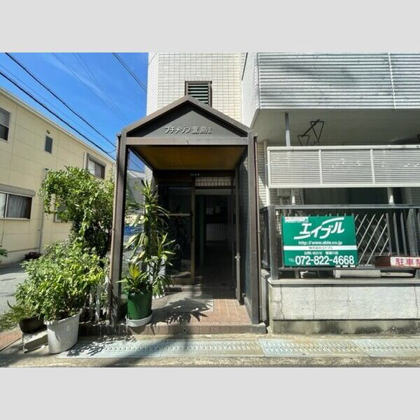 サザンクロス萱島南のエントランス