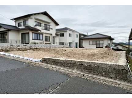 佐伯区薬師が丘３丁目の前面道路含む現地写真