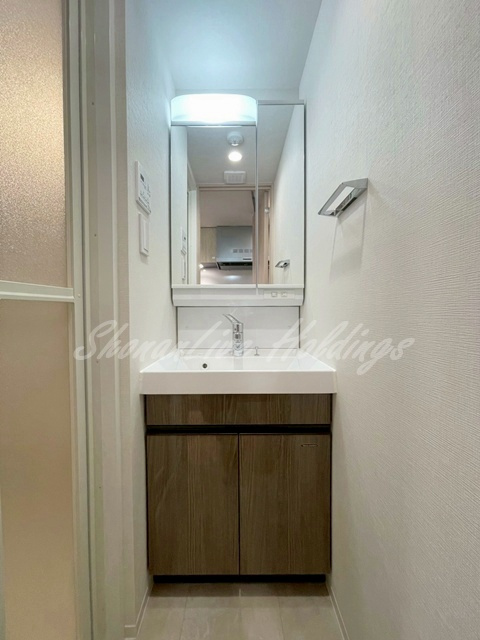 横浜市港北区新横浜３丁目の賃貸マンションの洗面所|★独立洗面台完備★