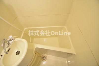 スクエアメゾン志紀の浴室