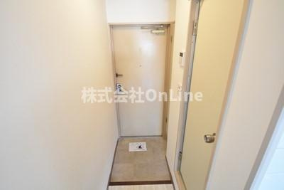 スクエアメゾン志紀の玄関