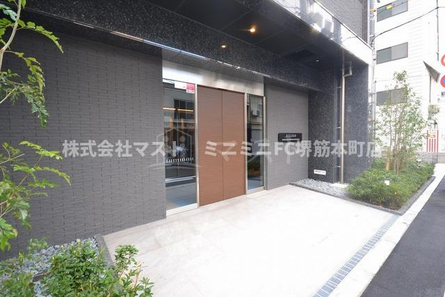 エスリード谷町六丁目レジデンスのエントランス