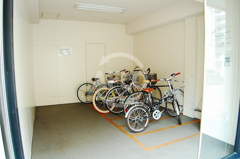 ヴェスタ堀江のその他共用部分|ヴェスタ堀江　駐輪場