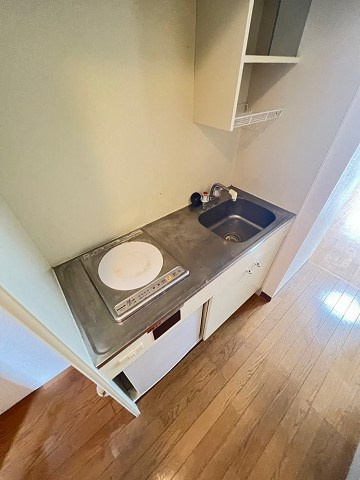 尼崎市猪名寺２丁目の賃貸マンションのキッチン