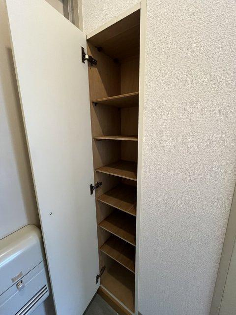 サントルヴィラ本町の収納