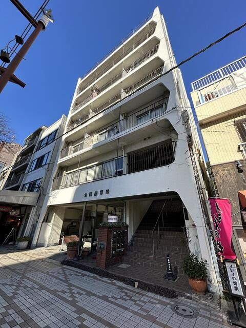 金桜堂ビルの外観|落ち着いた雰囲気の外観です