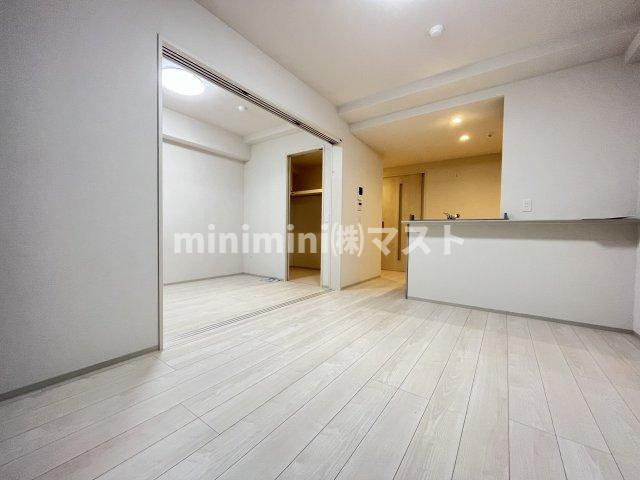 esteOeste難波元町の居間・リビング|※同マンション別間取り参考写真です