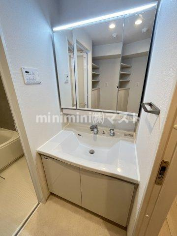esteOeste難波元町の洗面所|※同マンション別間取り参考写真です