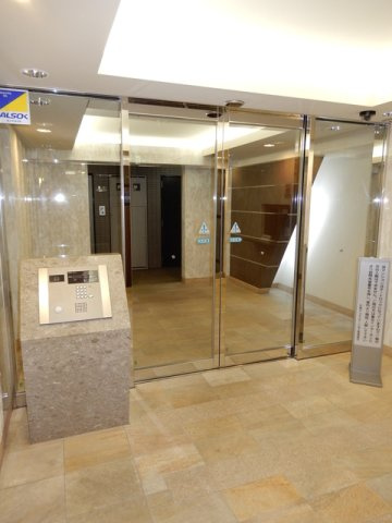日神デュオステージ池上のエントランス