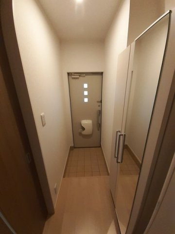 Ｎリシェス羽塚　　 刈谷市近郊の賃貸はクラスホーム刈谷店の玄関|収納もある玄関です