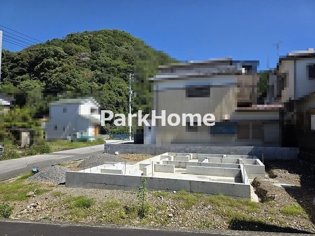 高知市十津5丁目　新築戸建ての外観|建築中