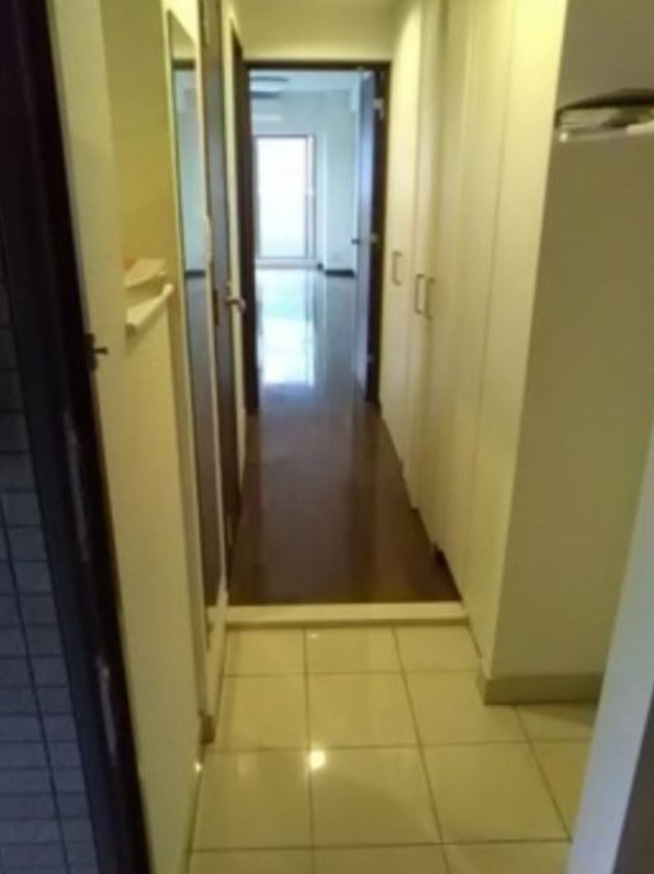 スカイコートパレス押上Ⅱの玄関|ゆったりとした玄関です