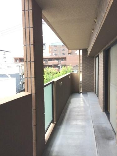 グランドハイツ廣善のバルコニー