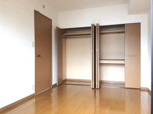 グランドハイツ廣善の収納