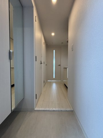 エスリード玉造 THE CLASSの玄関