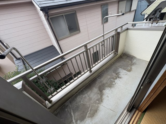 和田美堀町貸家のバルコニー