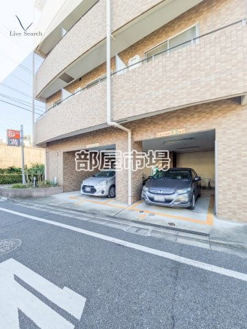maison S.K.Mの駐車場