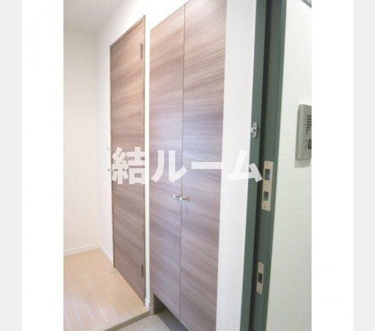 文京区関口１丁目の賃貸マンションの玄関
