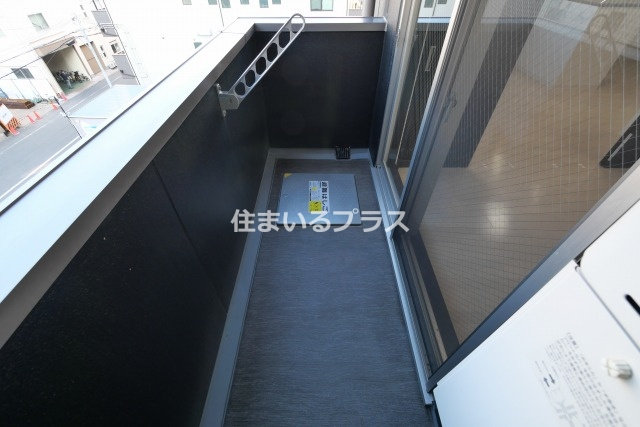 フェブライオ都島本通のバルコニー