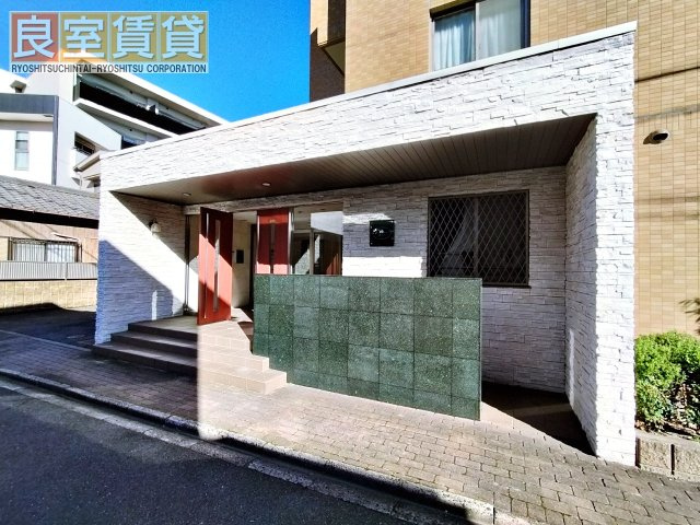 【エントランス】 | レージュ桜山