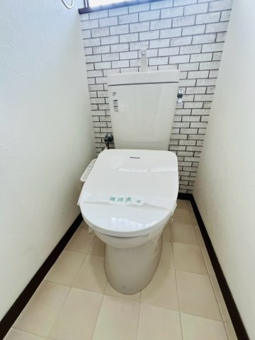 塩屋町３丁目貸家のトイレ