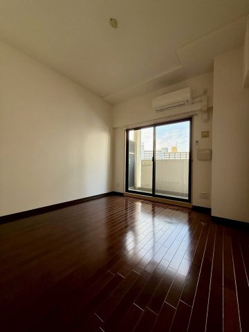 CASA京橋の居間・リビング