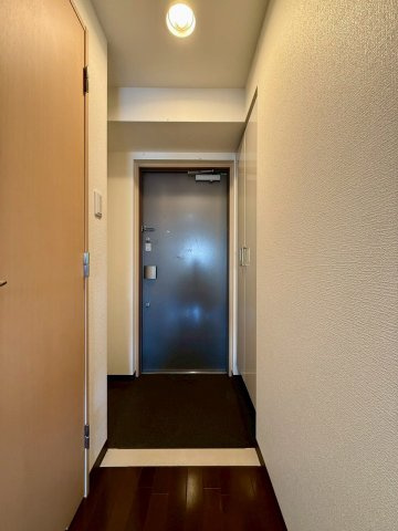 CASA京橋の玄関