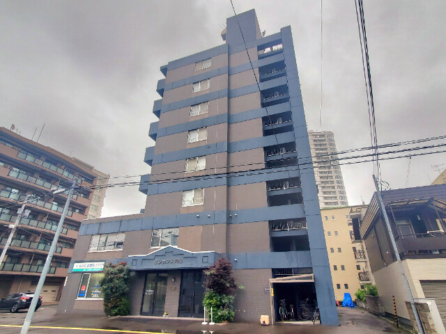 エレガンス円山