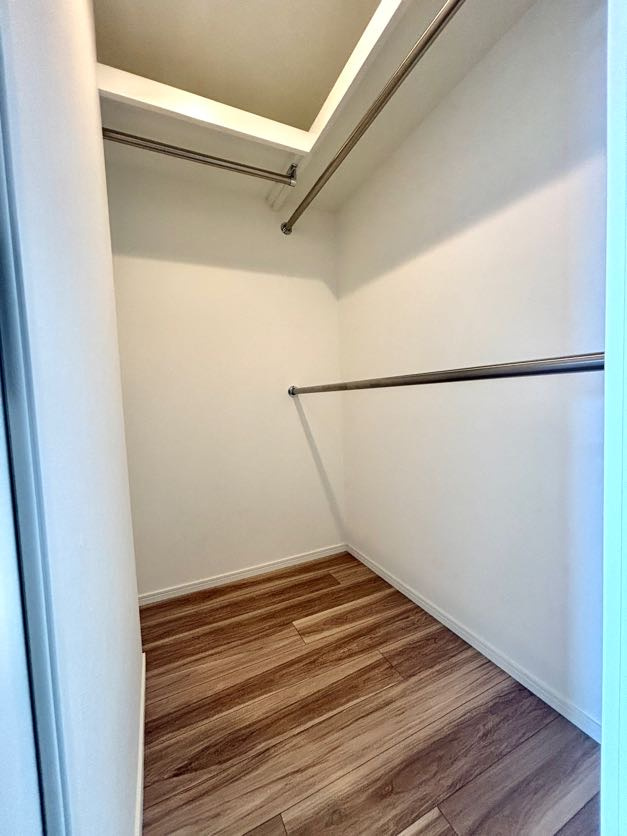 SKY DUO PARK VILLAGE T棟 16階の収納