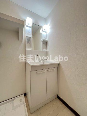 ポラリス箱崎5の独立洗面台|同建物別部屋参考写真