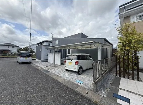 「デザイン性のある邸宅」香南市野市町西野　中古一戸建て