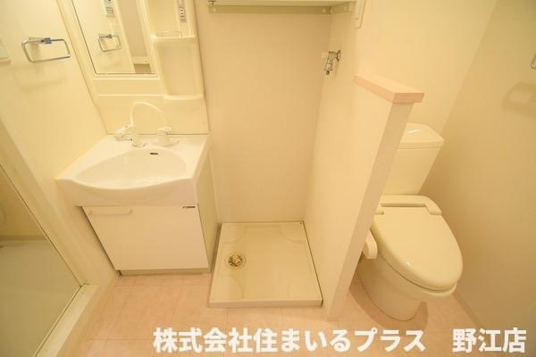 ヴァンスタージュ関目の洗面所
