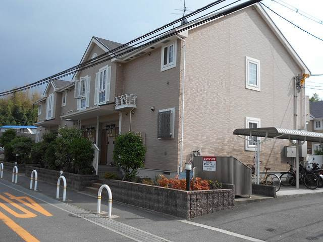 フォレストール１番館の外観