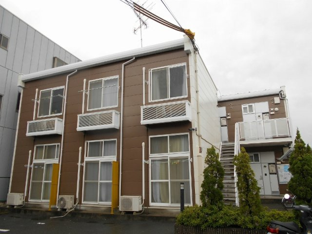 レオパレスファインの外観