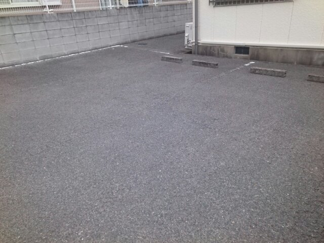 プチパレス・ノバの駐車場