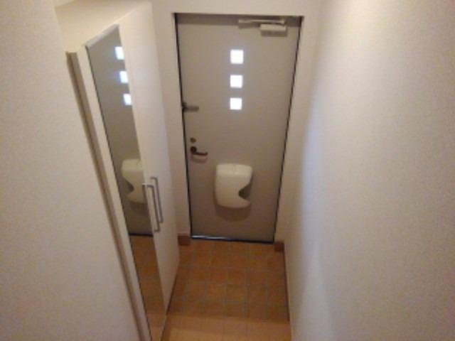 ミルト　カーサの玄関