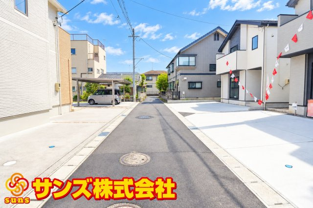郡山市緑町　　　  １号棟　　　桃見台小学校、郡山第５中学区　の前面道路含む現地写真|東側前面道路