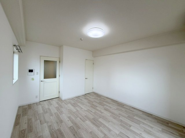 第25友建ビルの居間・リビング