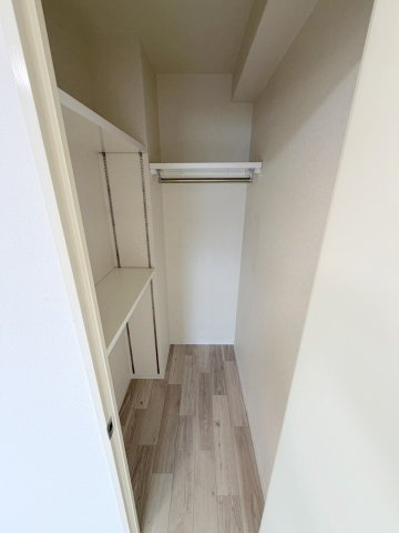 第25友建ビルの収納