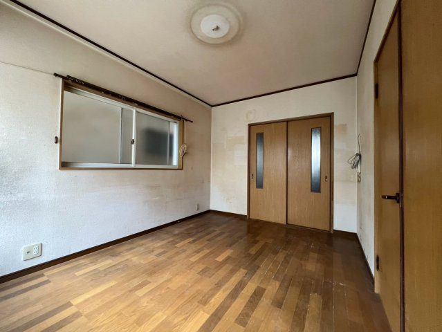 戎町５丁目戸建の居間・リビング