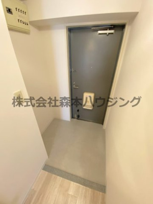 【玄関】 | 　メゾンプレセア | ゆったりとした玄関です