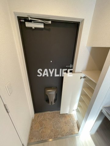 M'プラザ布施駅前参番館の玄関