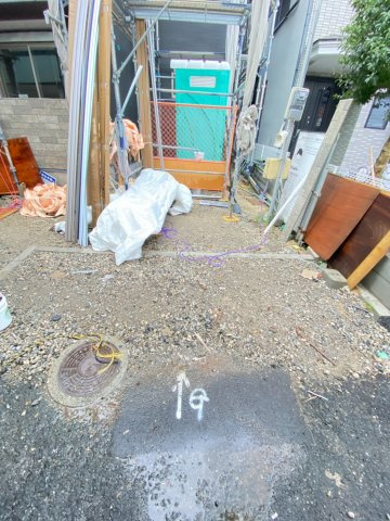 ボヌール千里丘の駐車場