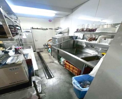 コスモリード大阪本町の内装