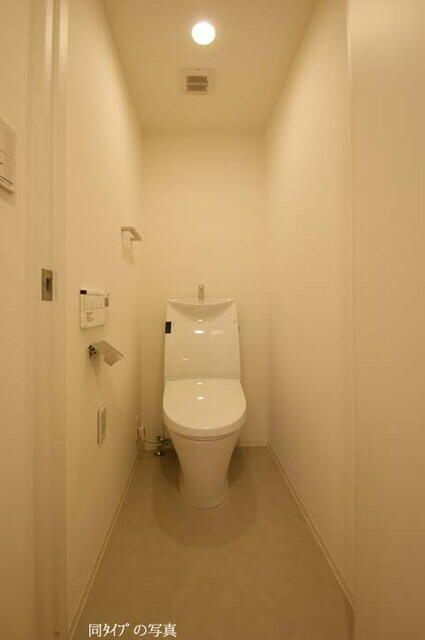 ユニテラス三軒茶屋のトイレ|シンプルで使いやすいトイレです