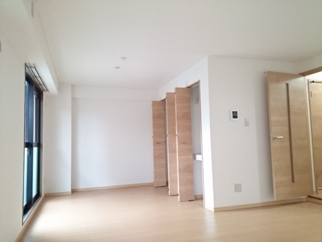 角部屋住戸で過ごしやすく、おすすめです。