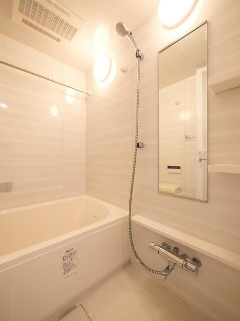 ＰＲＥＭＩＵＭ　ＣＵＢＥ　Ｇ　三軒茶屋の浴室|ゆったり過ごせるお風呂です