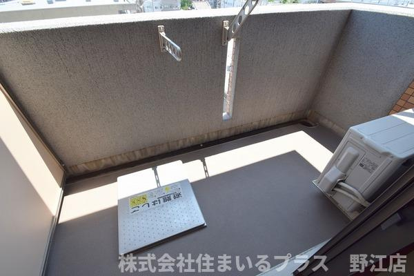アーバンフラッツ城東のバルコニー